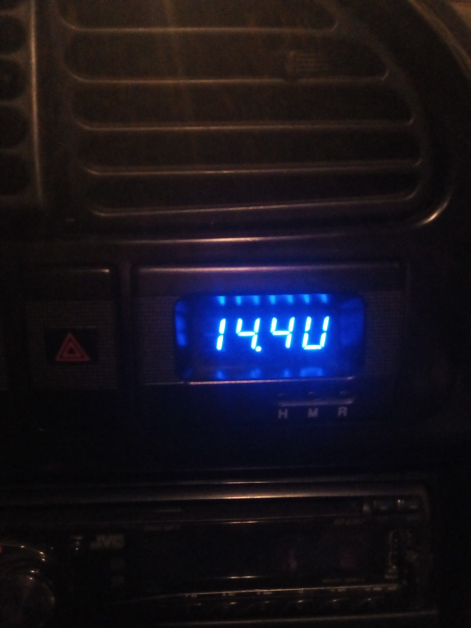 Слабый заряд в жару. — KIA Spectra, 1,6 л, 2008 года | электроника | DRIVE2