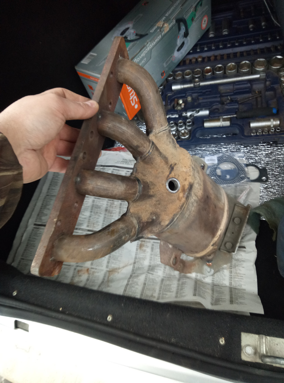 Замена катализатора — Lada Приора седан, 1,6 л, 2011 года | своими ...