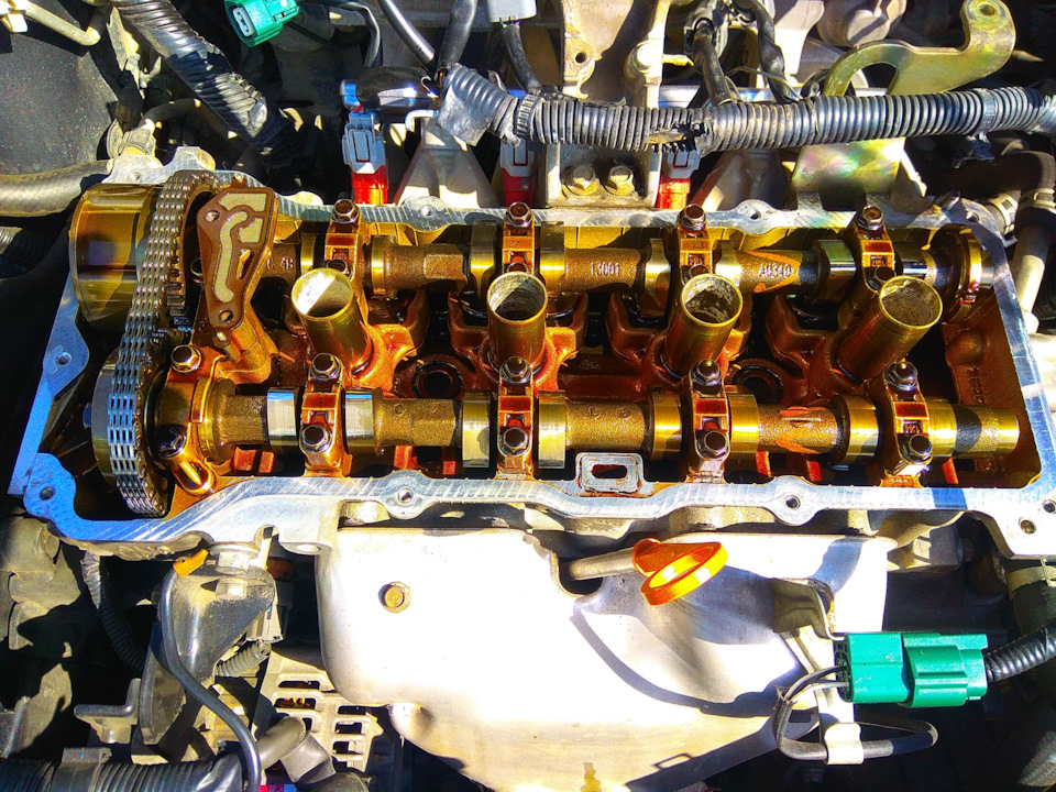 Внутри. — Nissan Primera (P12)