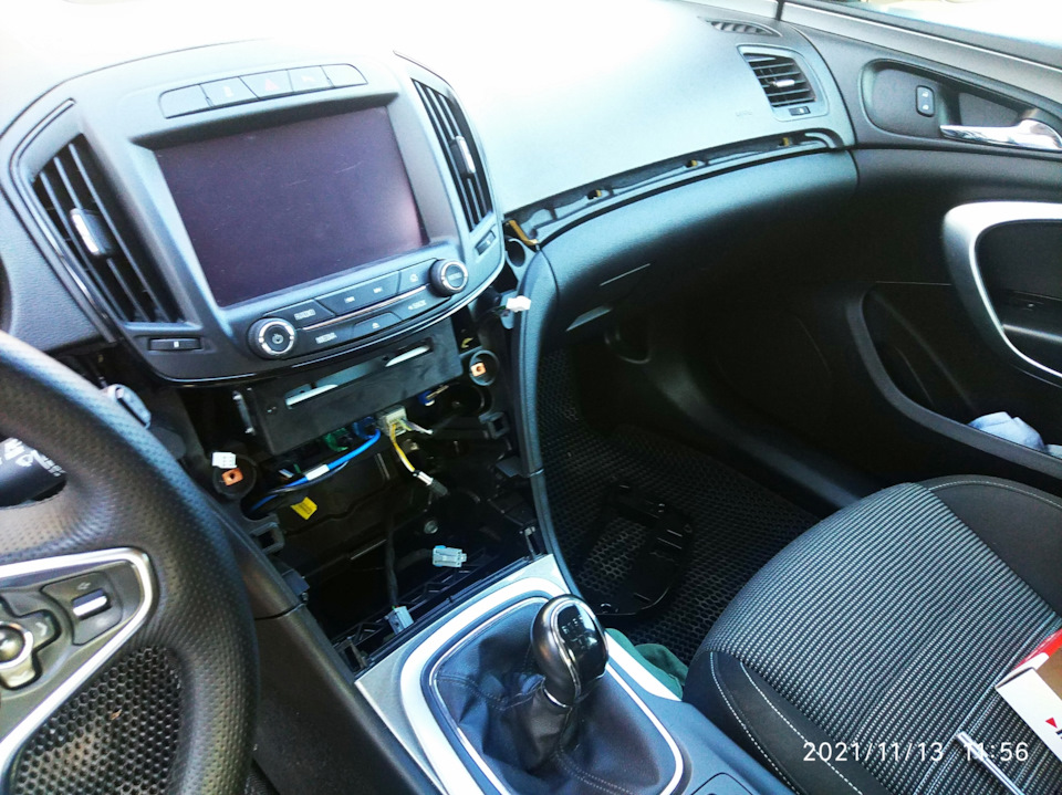 Камера заднего вида. Установил. — Opel Insignia Sports Tourer (1G), 2 л ...