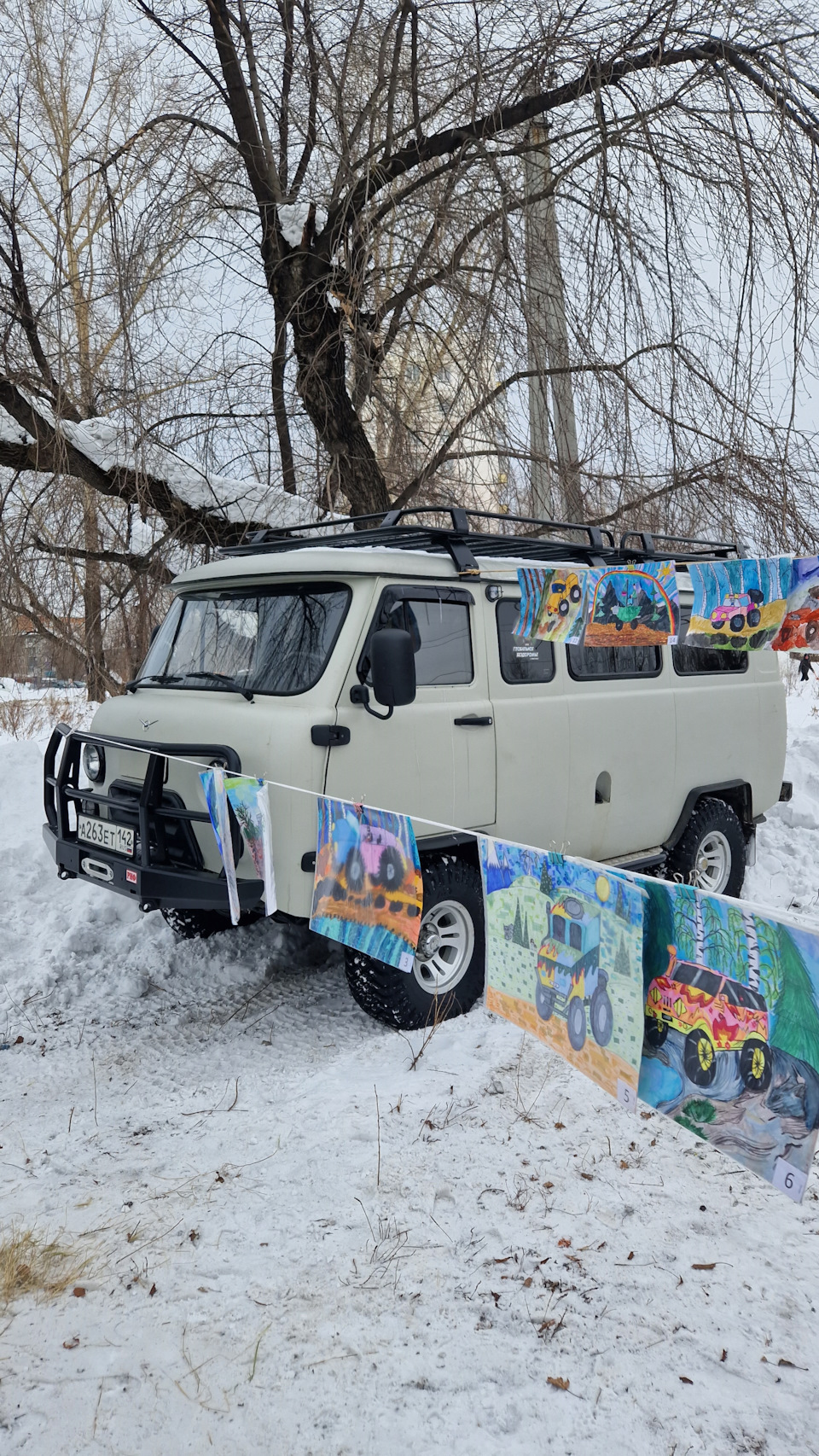 Праздник детского рисунка, или как мы отлично провели время!Дети, Джипы,  Праздник, КГБ, — Jeep Grand Cherokee (WJ), 4,7 л, 2004 года | встреча |  DRIVE2