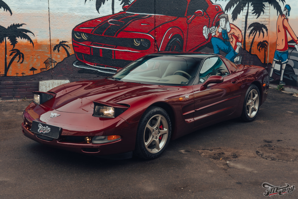 Работаем с Chevrolet Corvette C5: оклейка полиуретаном, шумоизоляция и ...