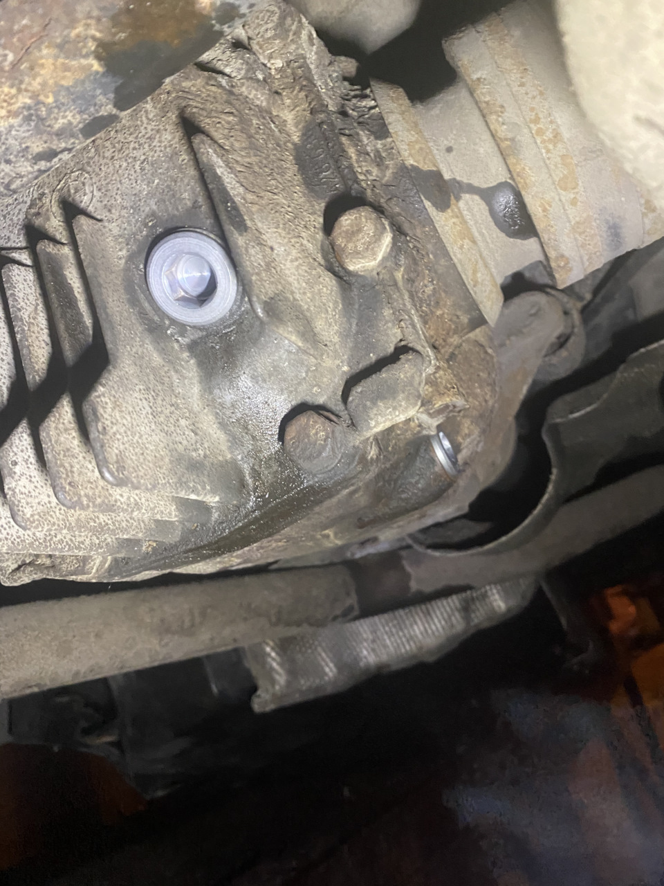 Расходники/ДУМ/Термостат акпп — BMW X5 (E53), 3 л, 2005 года | плановое ...