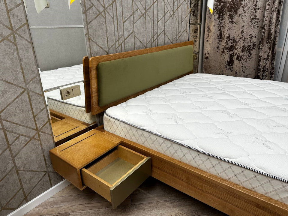 Кровать 1800х2000 с мягким изголовьем. Кровать 1800х2000 bb italia. Ортопедическая кровать с мягким изголовьем. Хофф угловая кровать. Кровать моника беж интердизайн.