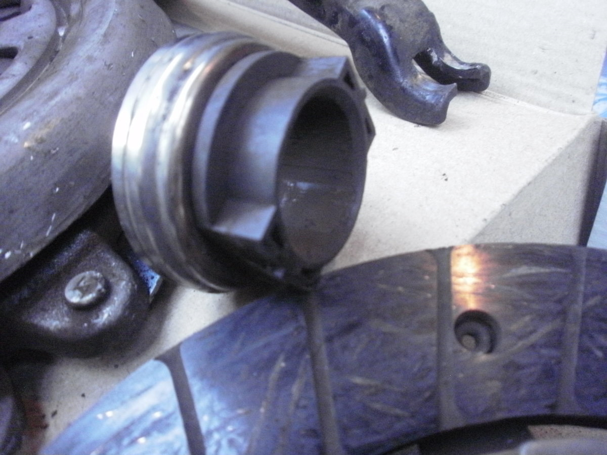 Замена сцепления — Lada Гранта (1G), 1,6 л, 2013 года | визит на сервис ...