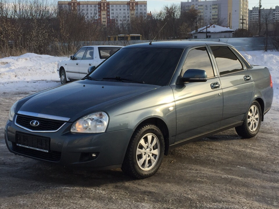 Можно ли ставить тёплый свет в ходовые огни? — Lada Приора седан, 1,6 л ...