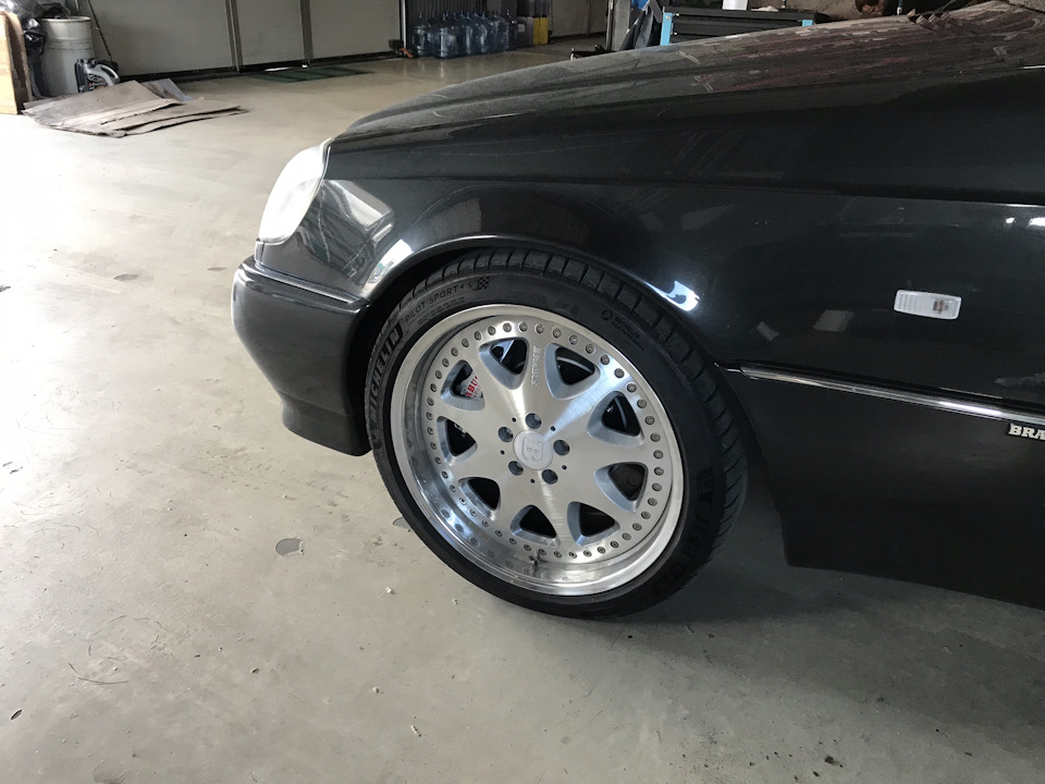 Перед 6ти поршневой — Mercedes-Benz CL (W140)