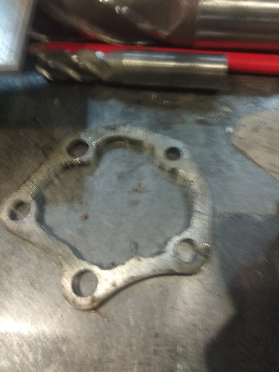 Вырезал пластину — Lada 2120 Надежда