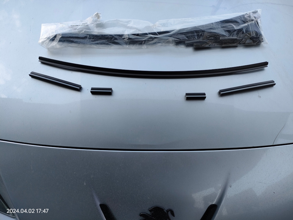 Молдинг крепления жабо peugeot 307 308 408 c4 на Peugeot 307, Peugeot ...