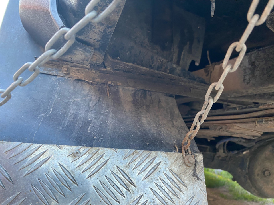 Самодельные брызговики на УАЗ Патриот — УАЗ Patriot, 2,3 л, 2009 года ...