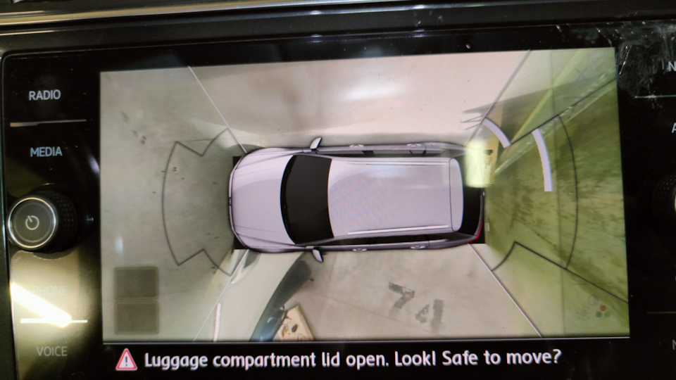 Победил переднюю камеру — Volkswagen Tiguan Allspace, 2 л, 2019 года ...