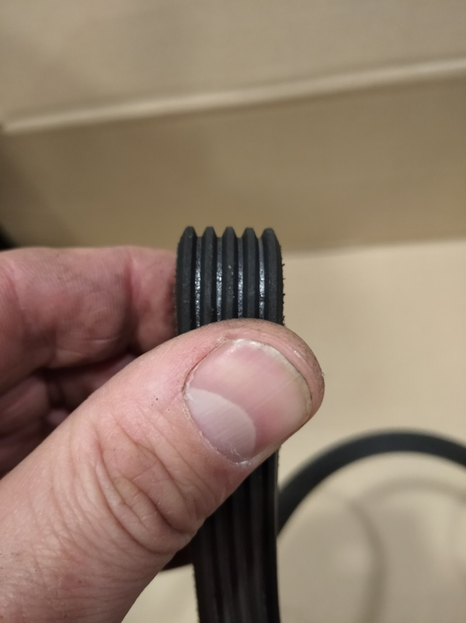 ремень генератора дастер 2. 0 с кондиционером. ремень генератора рено дастер 2. ремень генератора дастер 2л. ремень генератора рено дастер 2.