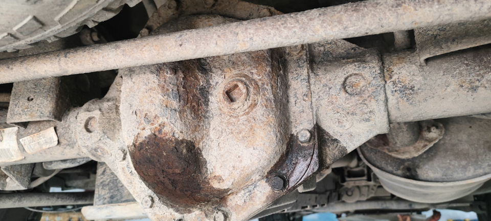 Пробило крышку заднего моста ssangYong kyron — SsangYong Kyron, 2,3 л ...