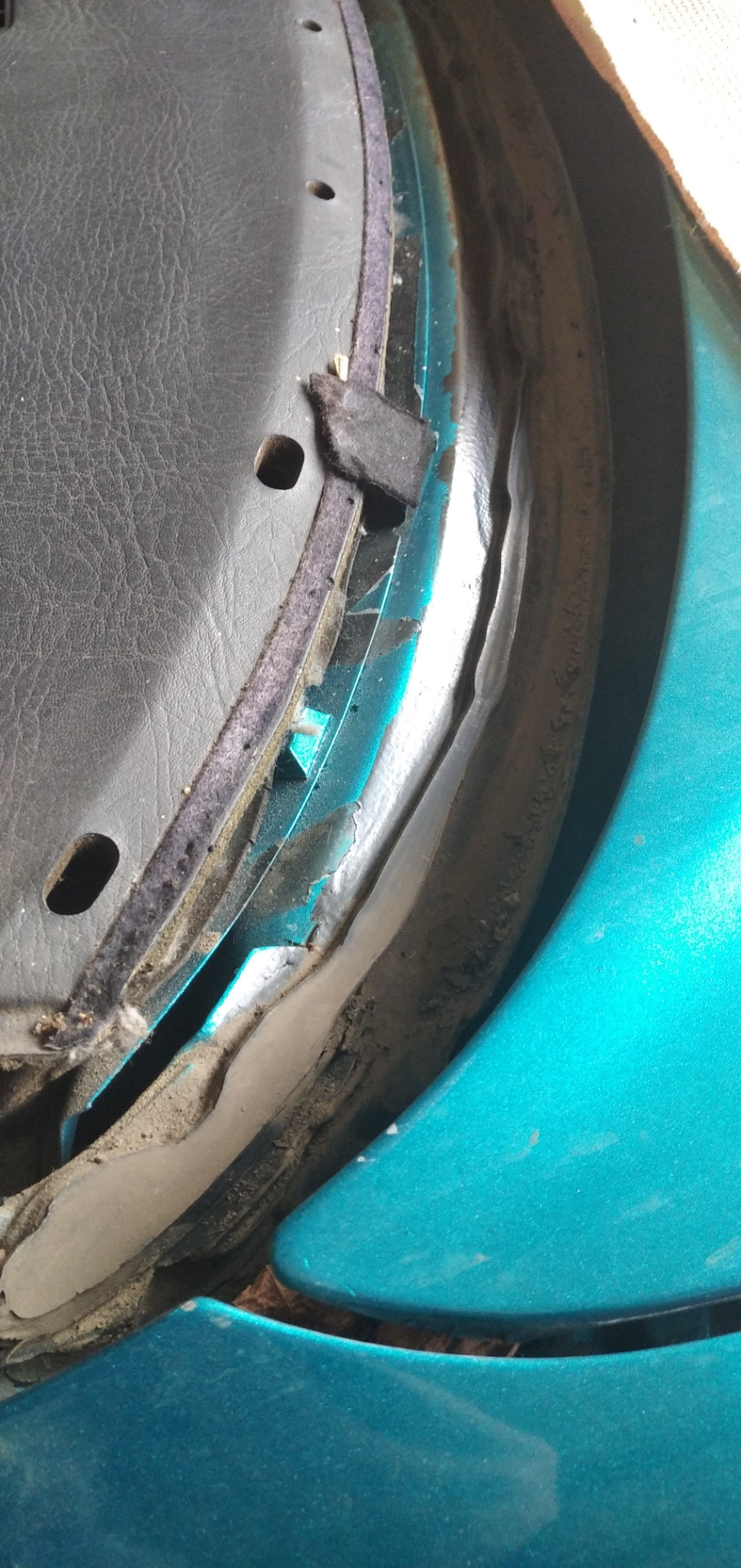 Переклейка лобового стекла Ауди 80 б4 кваттро — Audi 80 (B4), 2,8 л ...