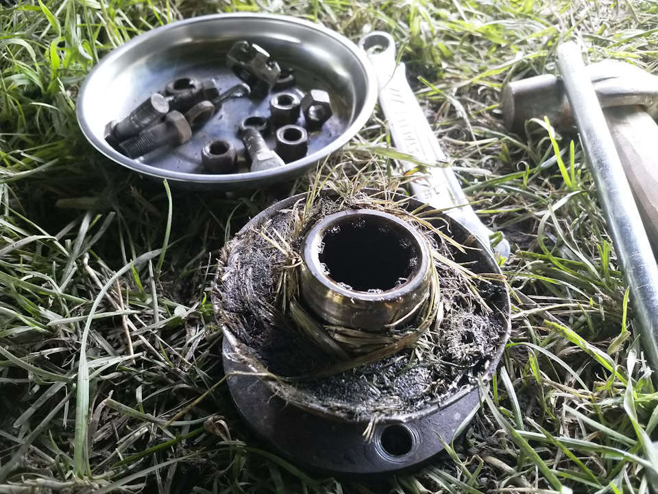 Замена сальника хвостовика заднего моста. — УАЗ 31514, 2,5 л, 1994 года ...