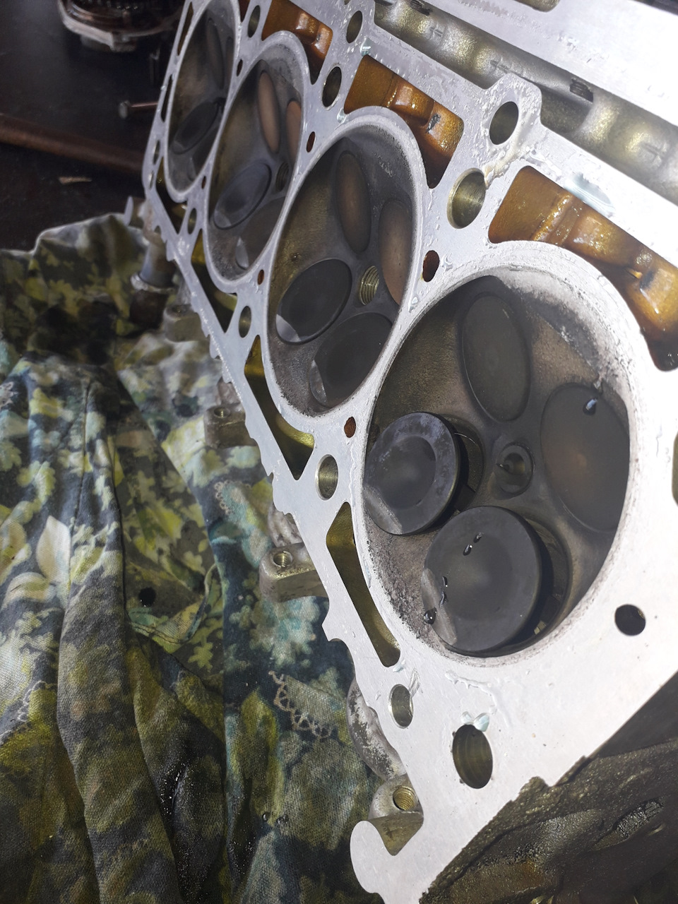 Погнуло клапана — SsangYong Korando (2G), 2,3 л, 1997 года | своими ...