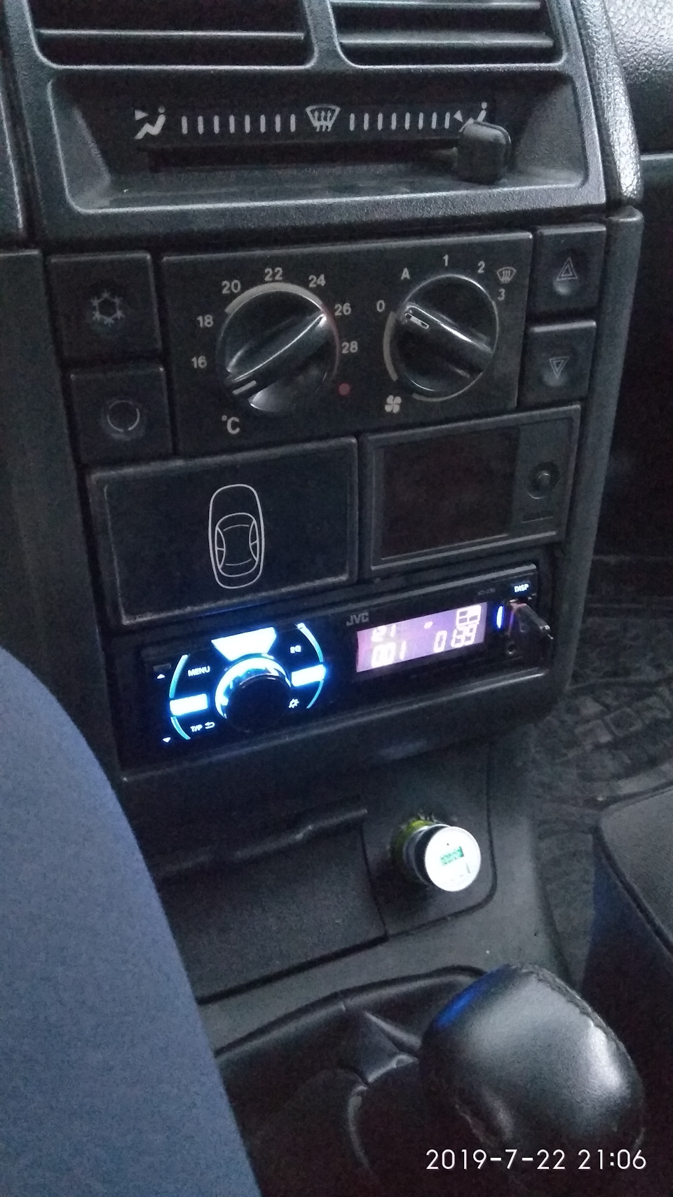 Магнитола и проводка — LADA 21102, 1,5 л., 2003 года | электроника | DRIVE2