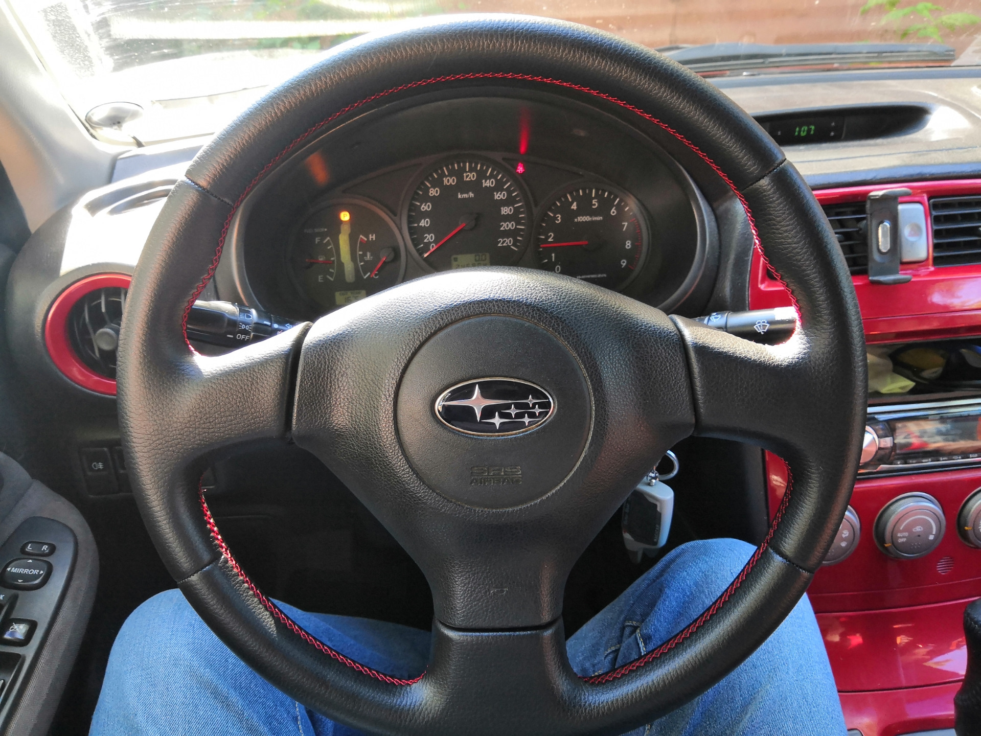 Руль impreza gd. Субару какой руль. Руль subaru outback. Спортивный руль на субару форестер. Руль субару форестер сг.