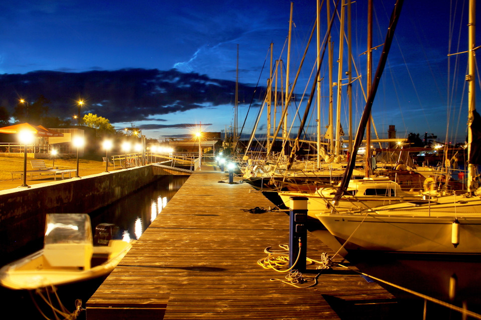 Эвакуация газели — Chevrolet Niva GLX, 1,7 л, 2007 года | фотография ...