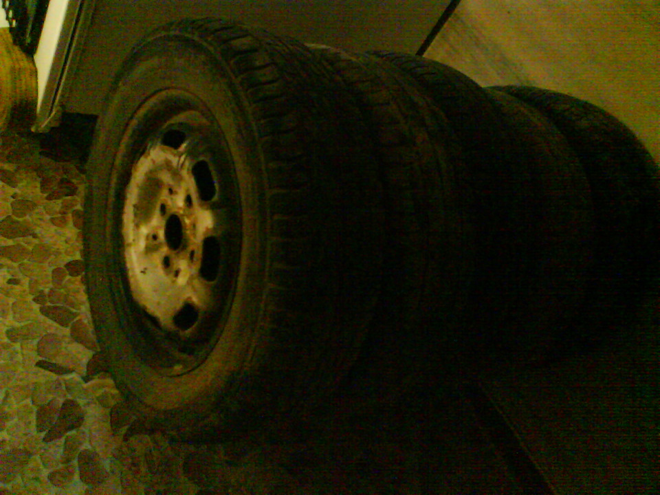 ну вот приобрел летнюю резину на штампах — Москвич 2141, 1,8 л, 2000 ...