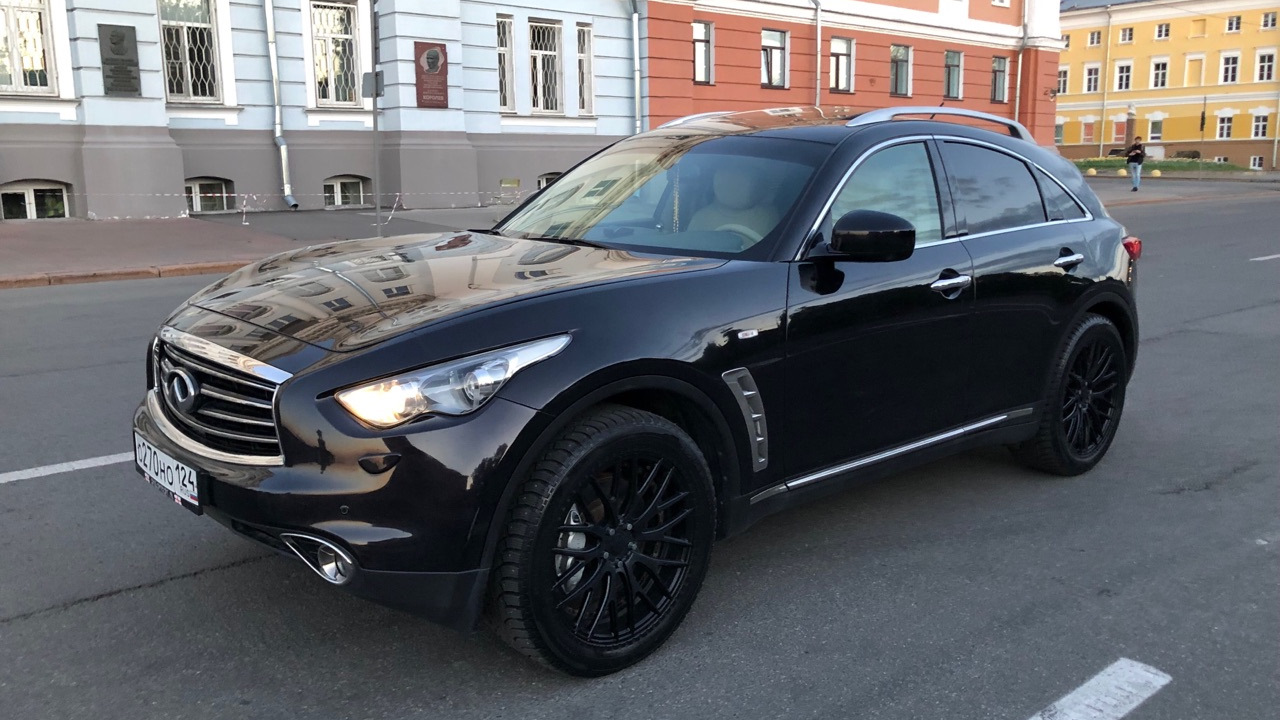 Infiniti FX (2G) 3.5 бензиновый 2012 | Черная акула на DRIVE2