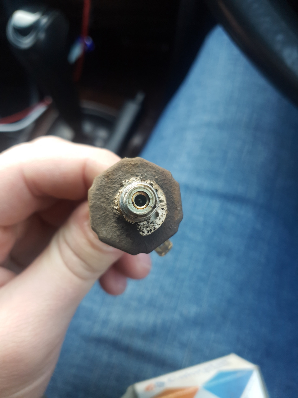 Горит масло на табло — Mitsubishi Galant (8G), 1,8 л, 1997 года ...