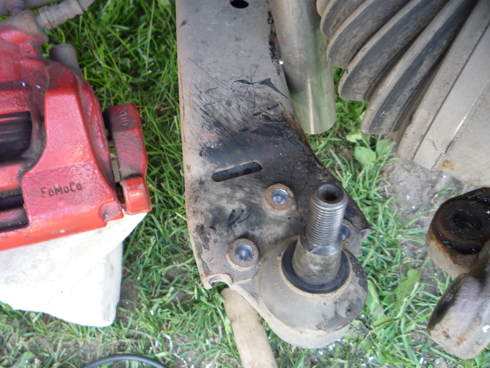 сверловка на 10 мм — Ford S-Max (1G)