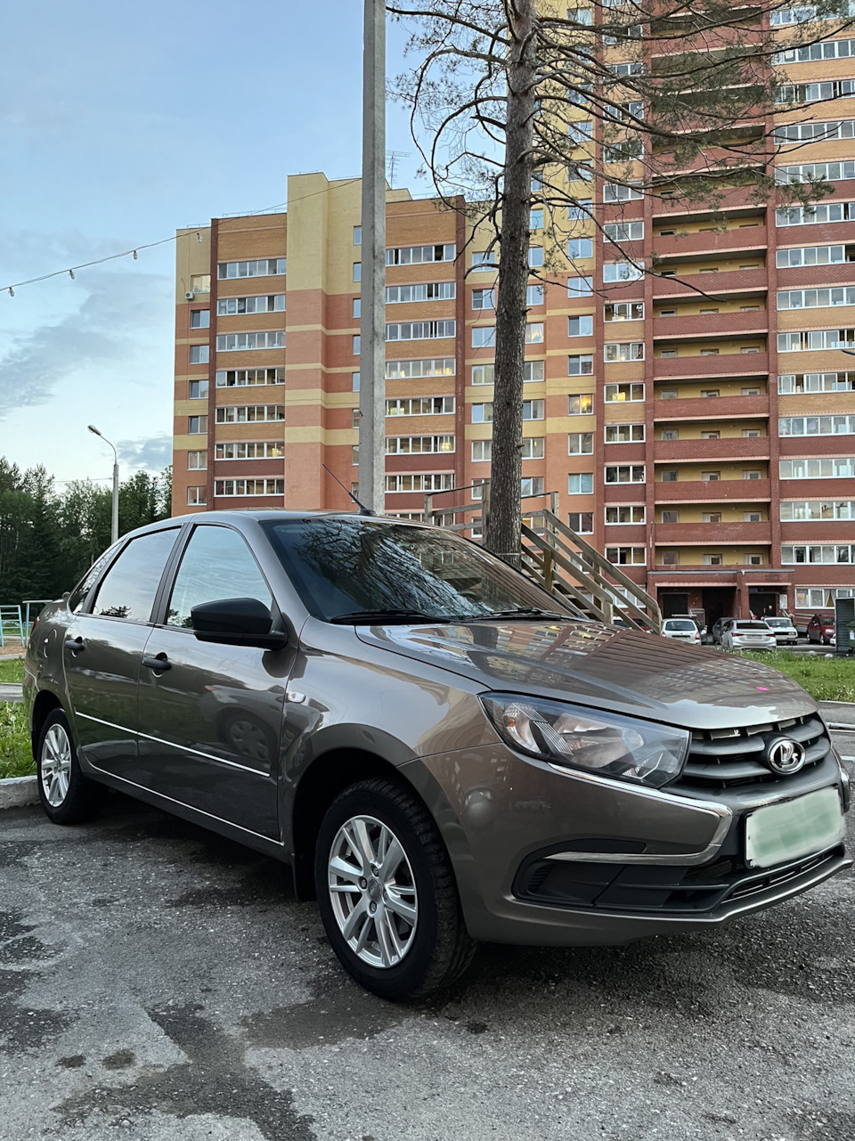 Продажа авто — Lada Гранта (2G) FL, 1,6 л, 2020 года | продажа машины |  DRIVE2