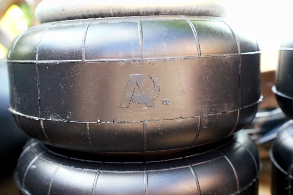 Пневмобаллон с собственным лэйблом 😉 — УАЗ Patriot