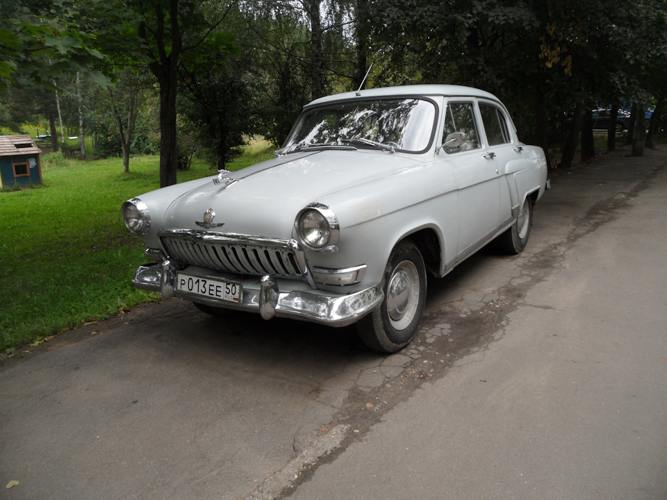 2 — GAZ 21