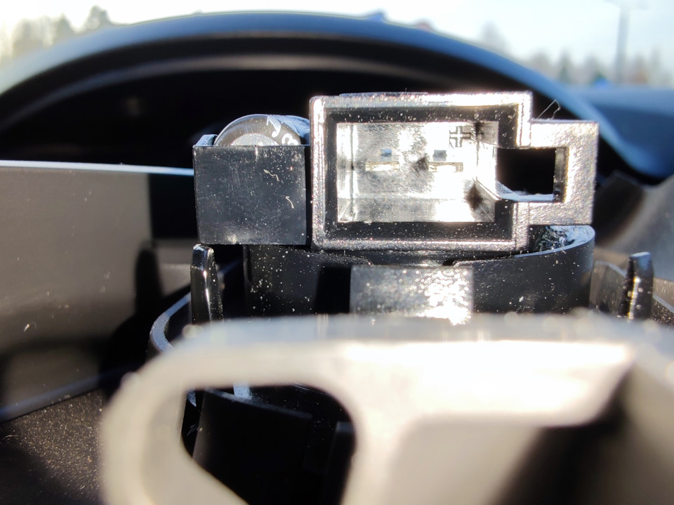 Поставил штатные твитеры Renault — Lada Vesta SW (1G), 1,6 л, 2018 года ...