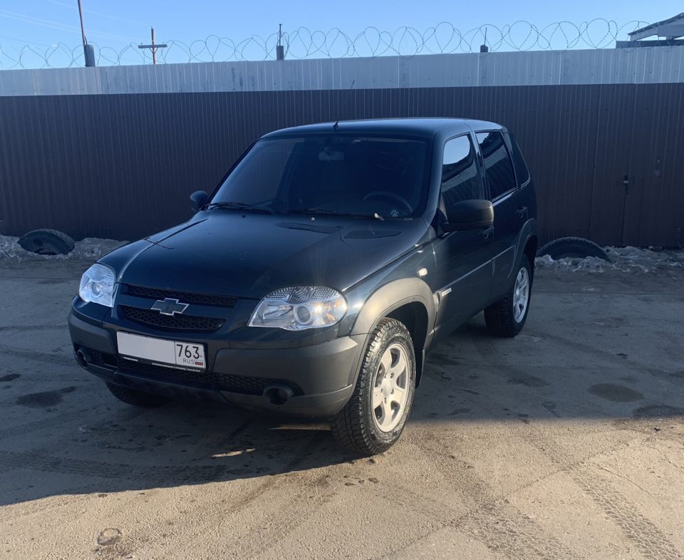 Chevrolet Niva GLX