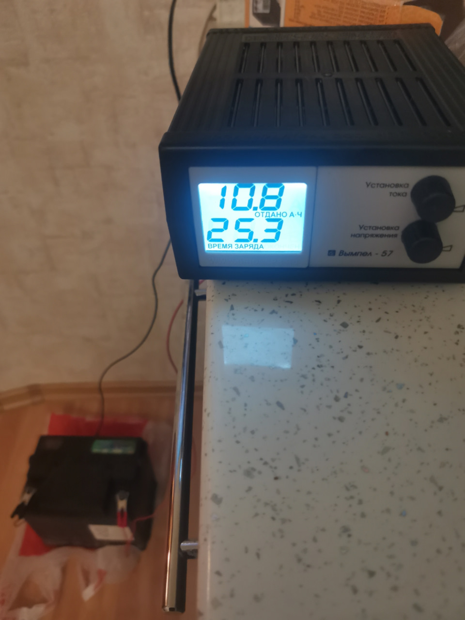 89. Зарядка правильная АКБ. Замена АКБ — Lada Largus Cross, 1,6 л, 2019 ...