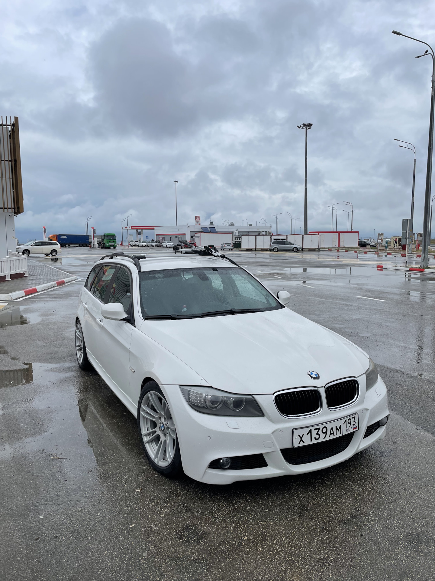 №12. S775A. Чёрный потолок. — BMW 3 series Touring (E91), 2 л, 2009 года |  стайлинг | DRIVE2