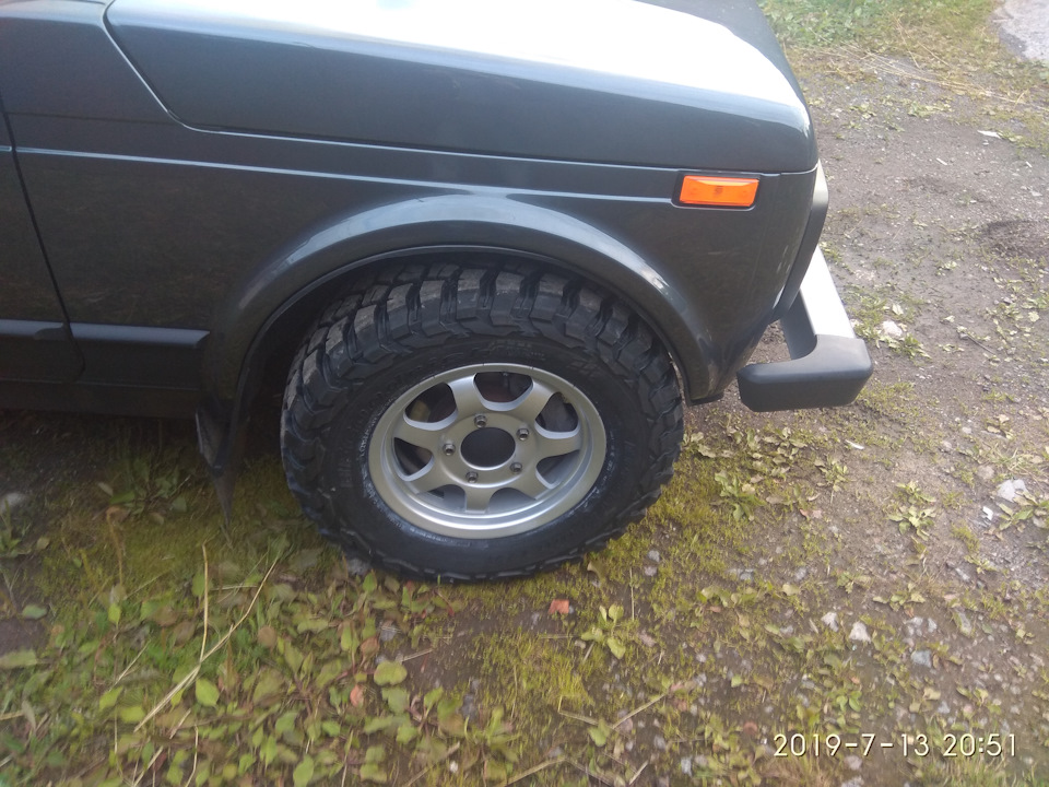 переднее правое без лифта — Lada 4x4 5D