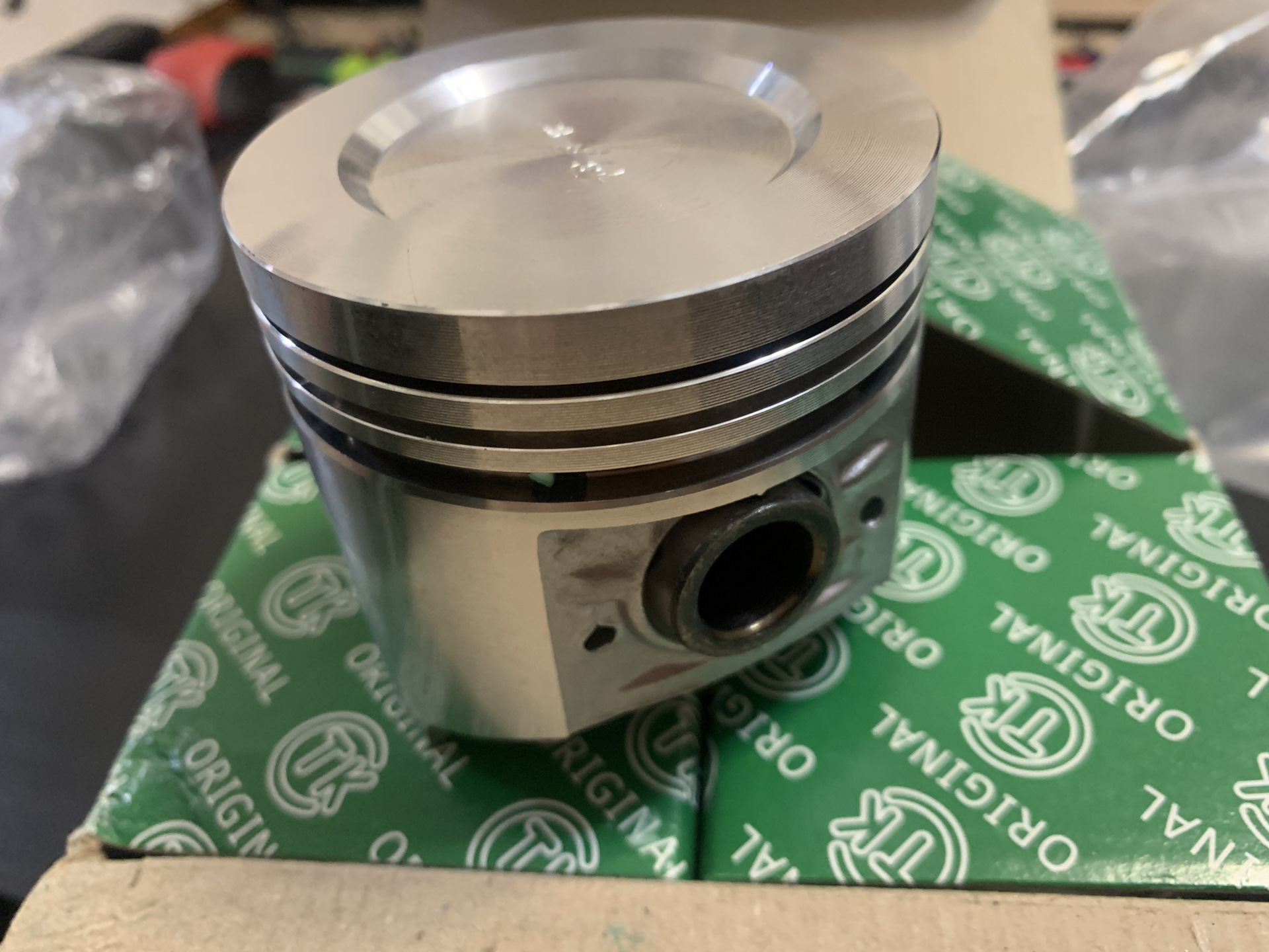 поршни ваз 21011 79 мм. поршни 80. 0мм группа с. поршень 79. поршни ваз 2105 79.