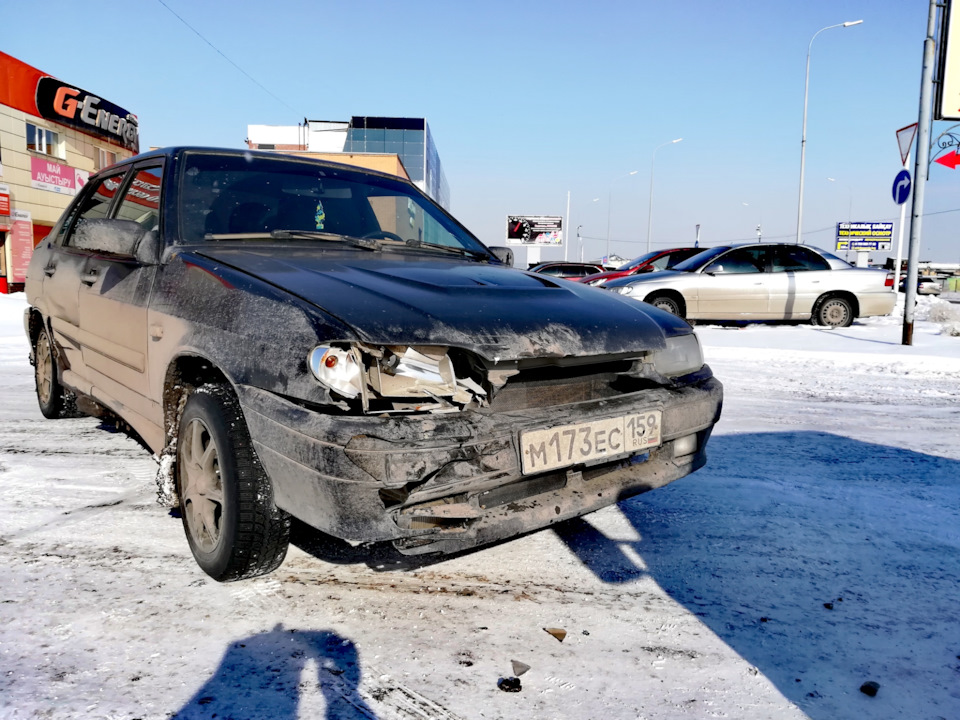 Здесь был автомобиль: покупаем ВАЗ-2115 за 100 тысяч