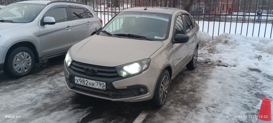 Фото в бортжурнале Lada Гранта Лифтбек (2G)