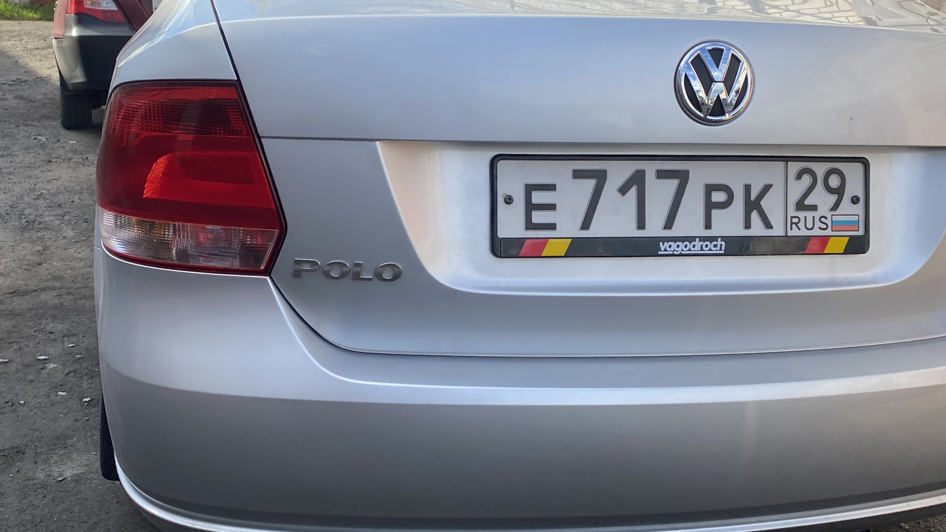 Volkswagen Polo Sedan 1.6 бензиновый 2011 | на DRIVE2