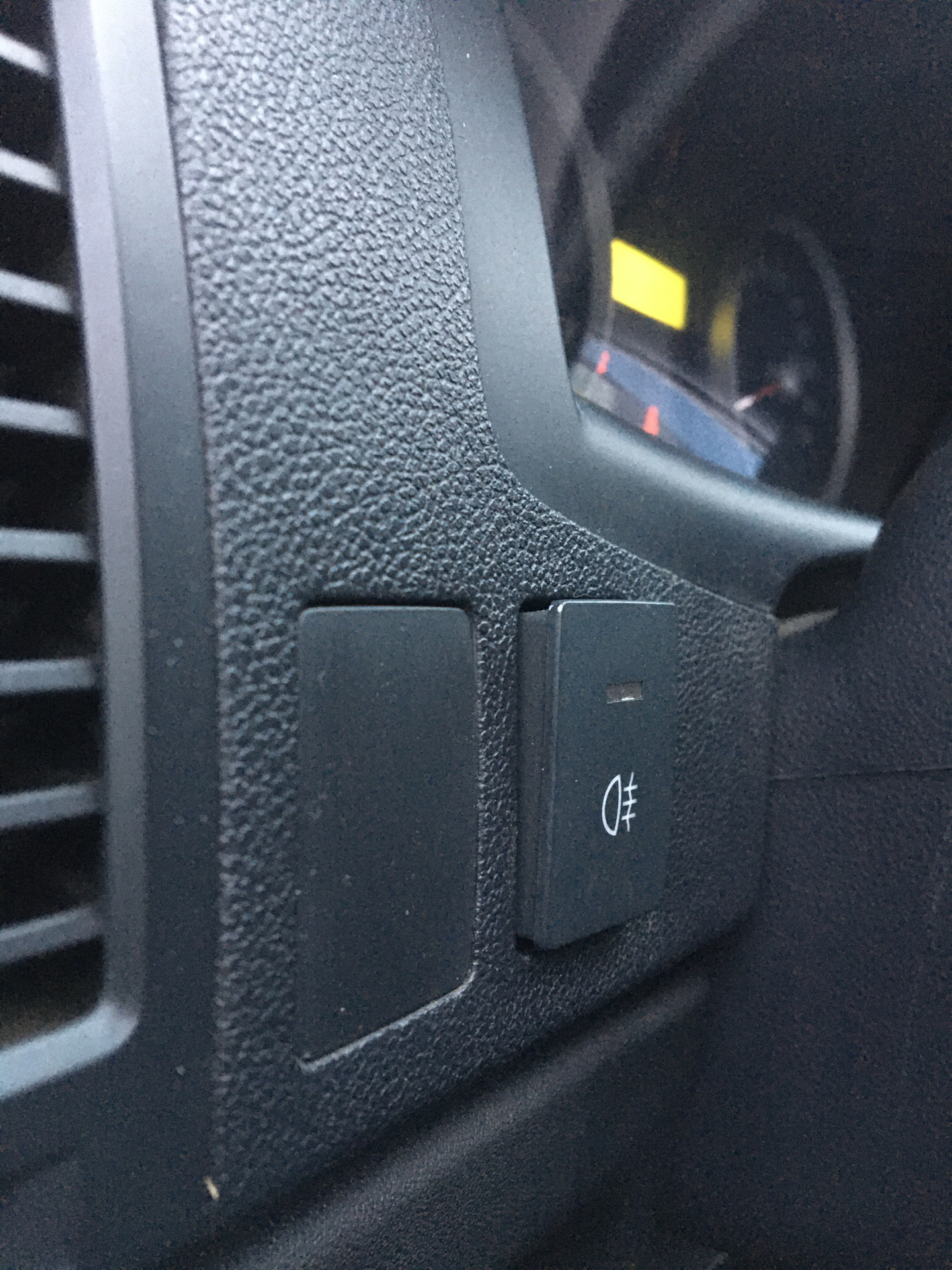 Кнопка ПТФ (начало поисков). — Hyundai Getz, 1,4 л, 2006 года ...