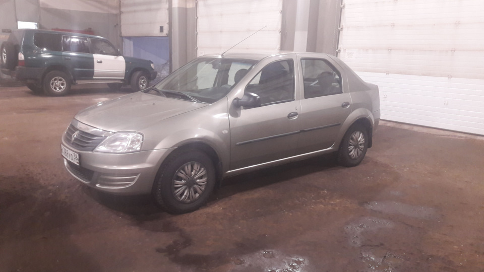 #2 (Первые ощущения и мысли) — Renault Logan (1G), 1,6 л, 2011 года ...
