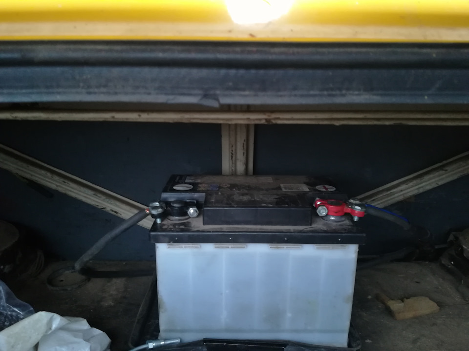 Перенос акб в багажник — Lada 2106, 1,6 л, 1978 года | другое | DRIVE2