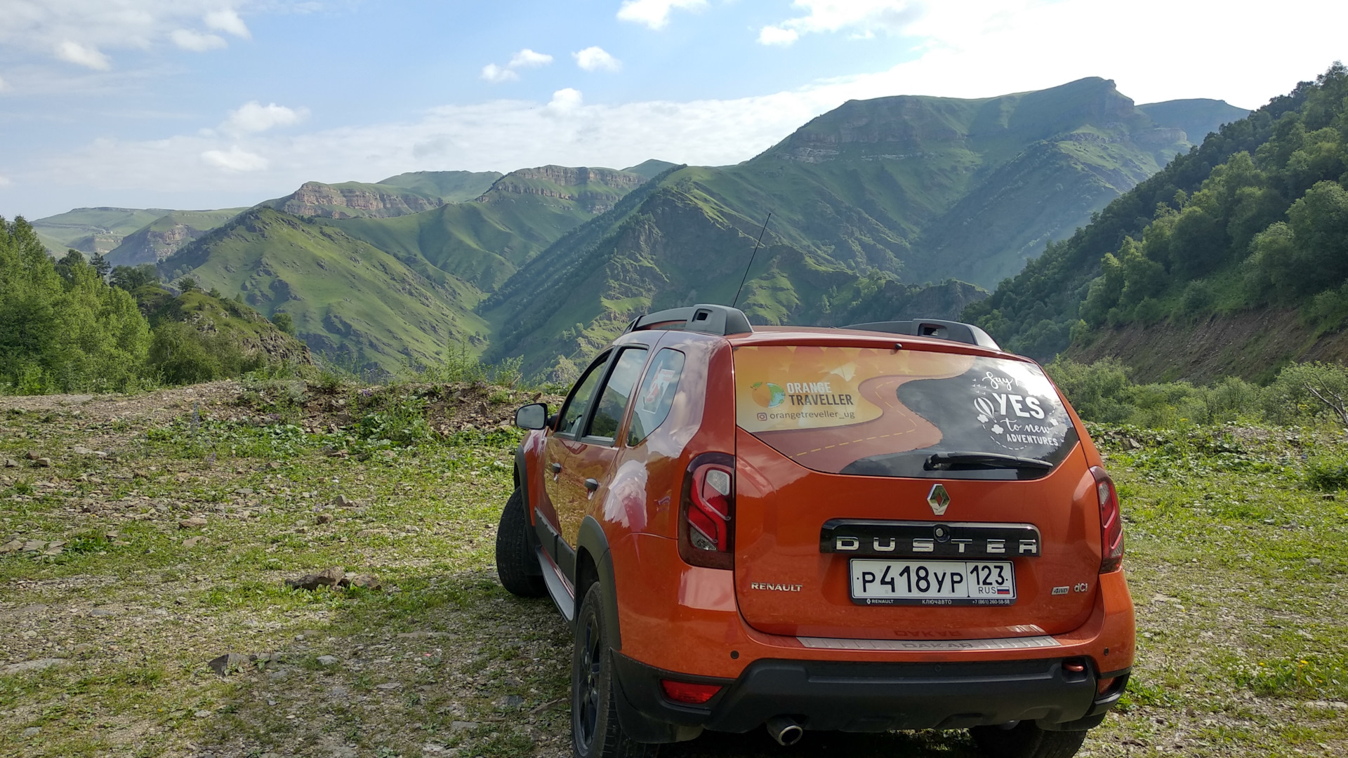 Ренаулт дастер 2021. Тест драйв рено дастер. Renault duster 2018. 5 дизель. Золотой рено дастер.
