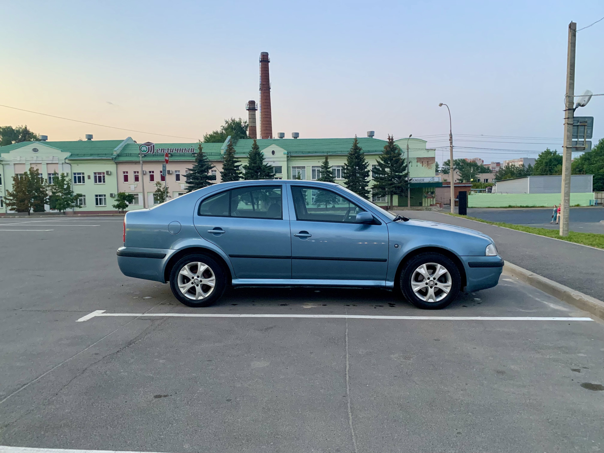 Вес шкода тур. Skoda octavia a4 tour. Škoda octavia tour 2010. Вес шкода тур. Skoda octavia a4.