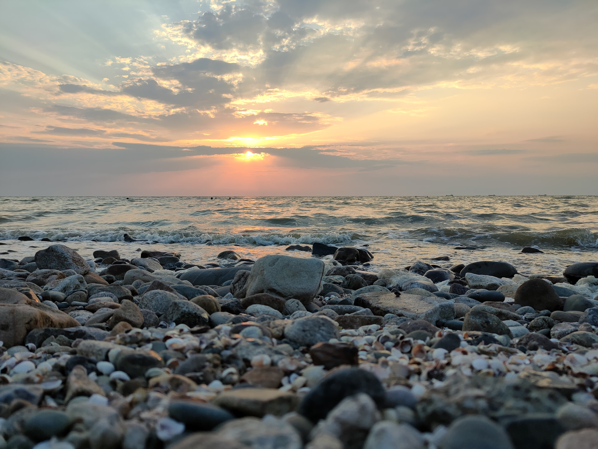 Небольшое путешествие на Азовское море, ни хрена не бюджетно. Ейск или  Должанская? — DRIVE2