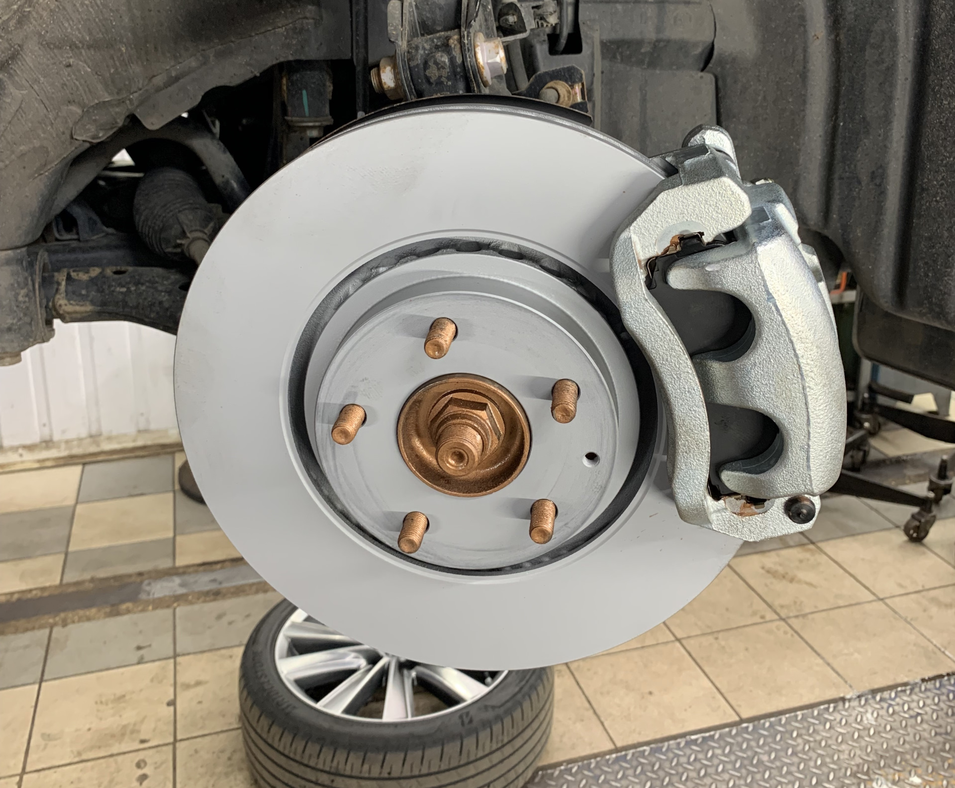 Тормоза на Мазда 6 GJ от CX-9 — Mazda 6 (3G) GJ, 2,5 л, 2019 года ...
