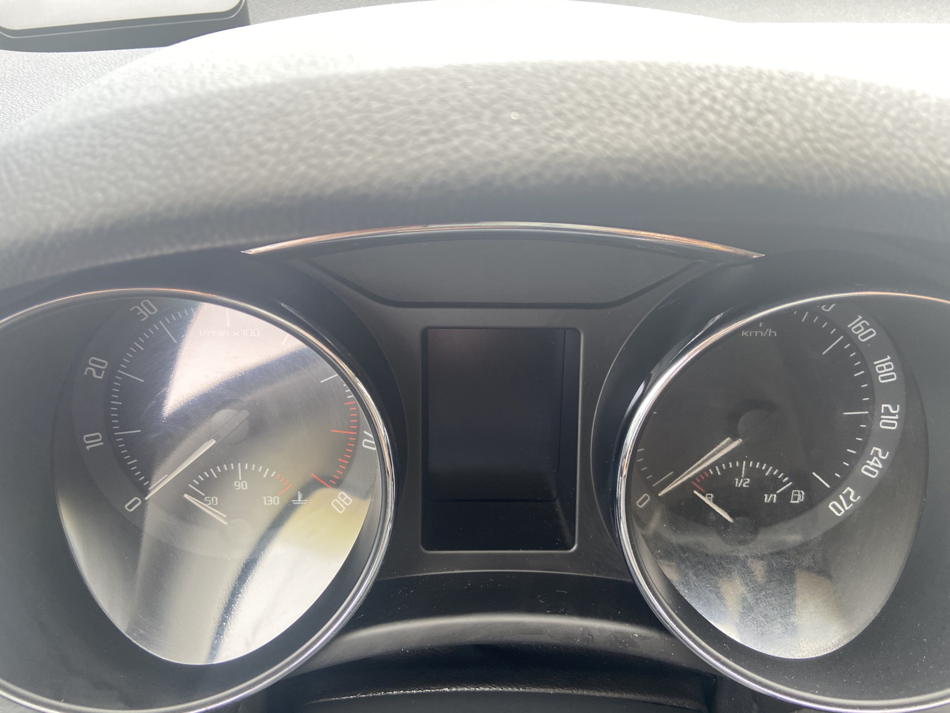 Полировка пластика приборной панели — Skoda Superb Mk2, 1,8 л, 2013 ...