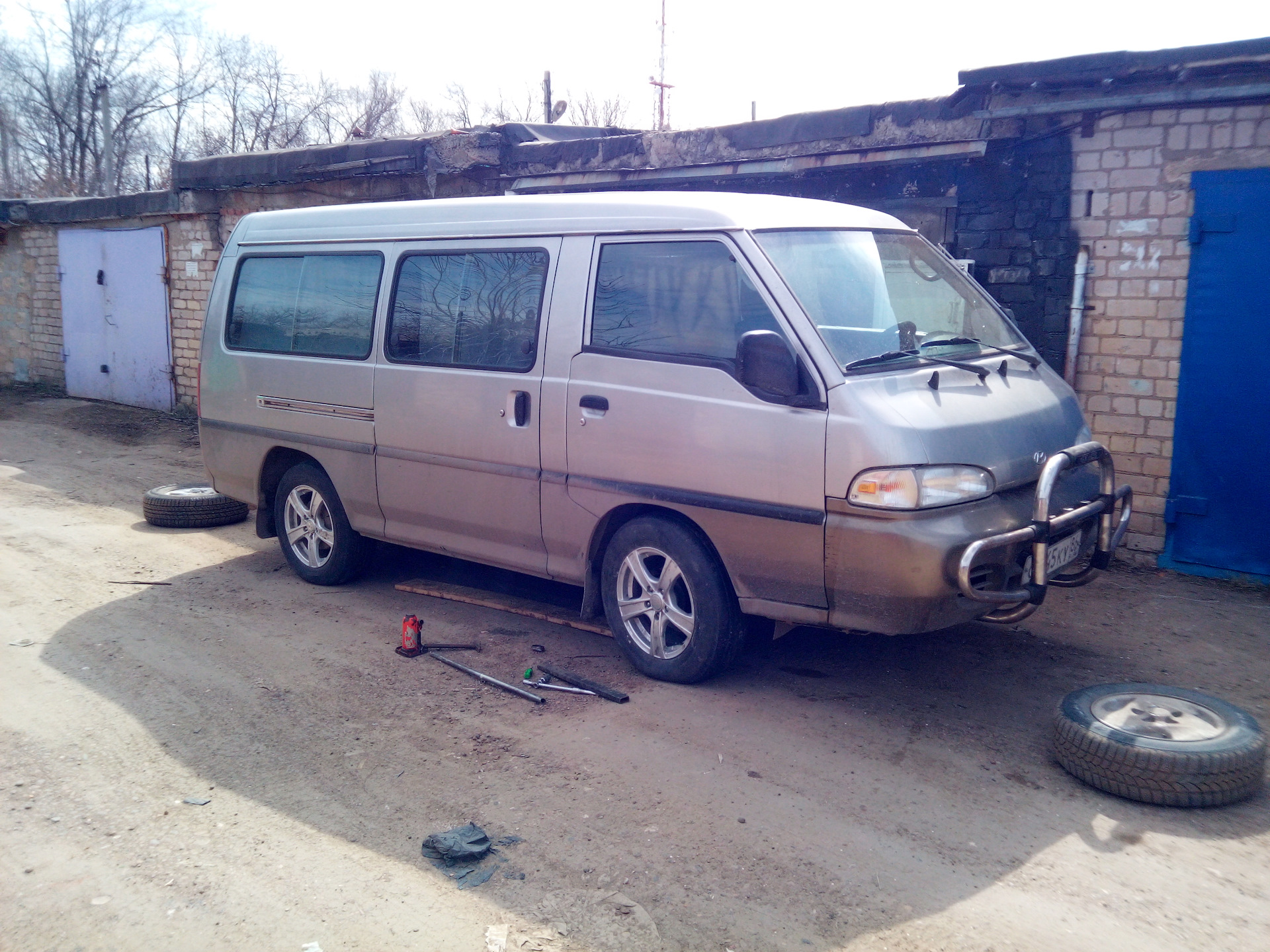 Н 100. Hyundai h100 1997. Hyundai h100 1995г. Хундай Грейс н100. Hyundai h100 1996 года.