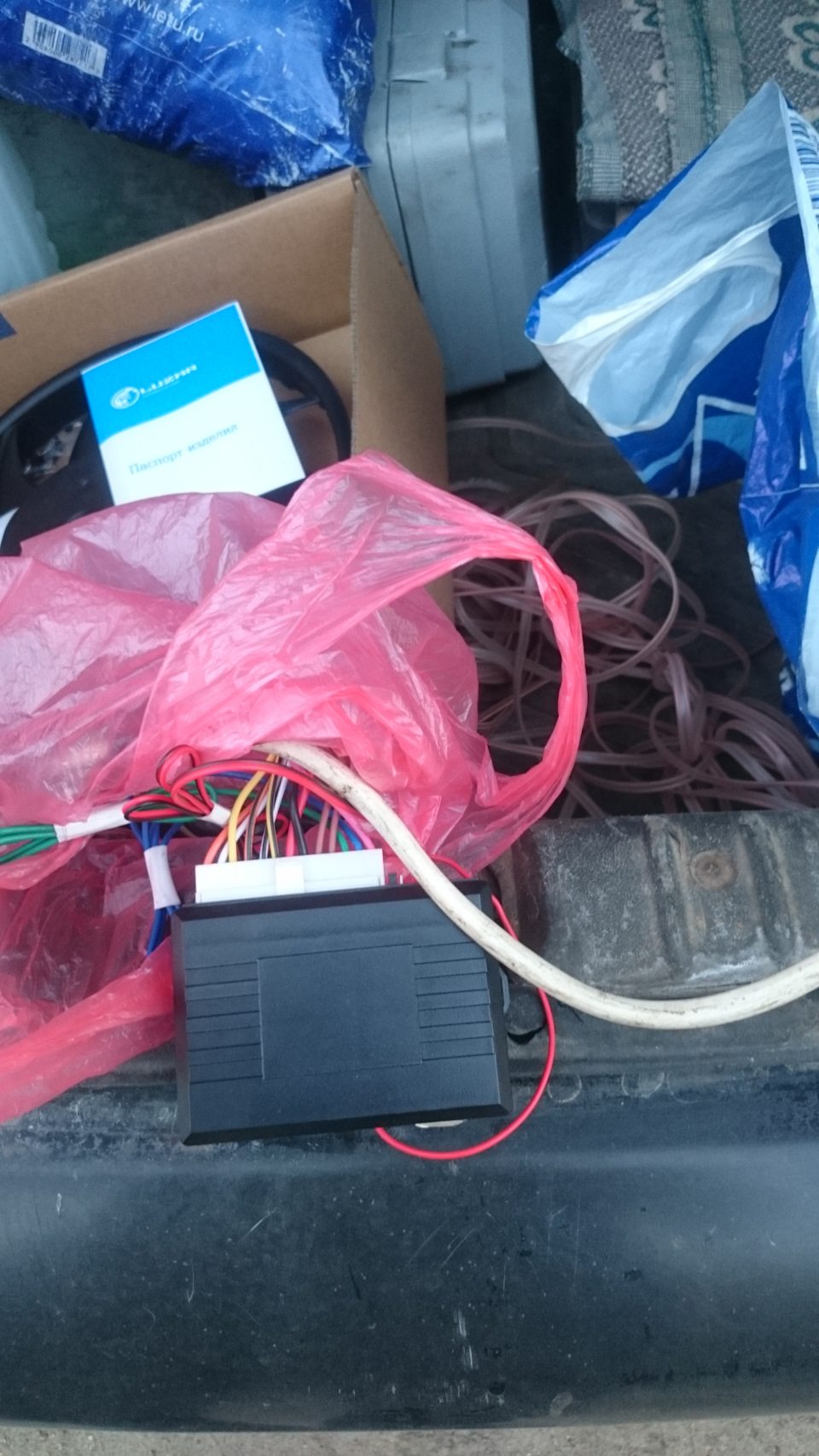 Сигнализация, силовой провод, АКБ… — Lada 21124, 1,6 л, 2007 года ...