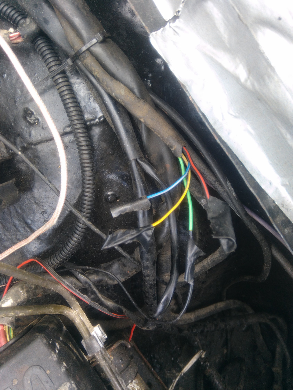 Нужна помощь по разъёму — Mercedes-Benz E-class (W124), 2,2 л, 1994 ...